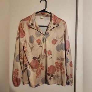 Floral vtg blouse size large